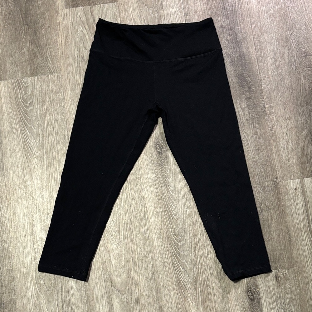 lululemon athletica Woman’s Black Leggings size 6